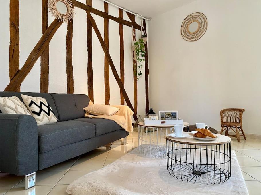 Le Cosy Troyen Secteur Calme 4 Personnes Parking Prive Lägenhet Troyes Exteriör bild